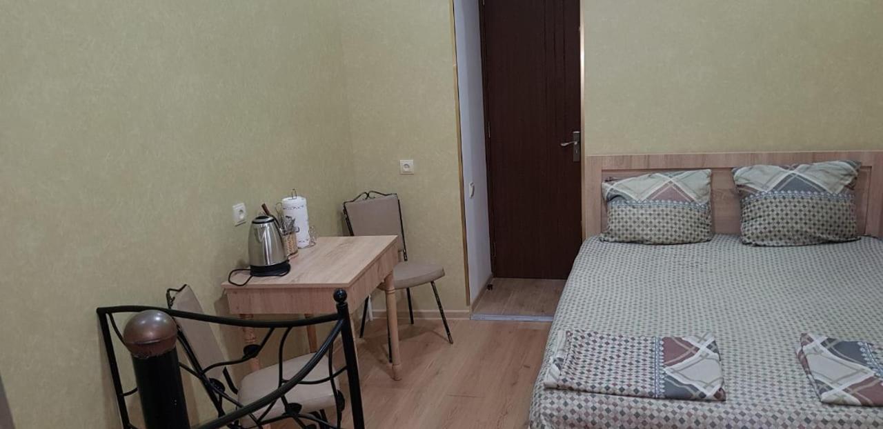 Apartment Izabella Тбилиси Екстериор снимка