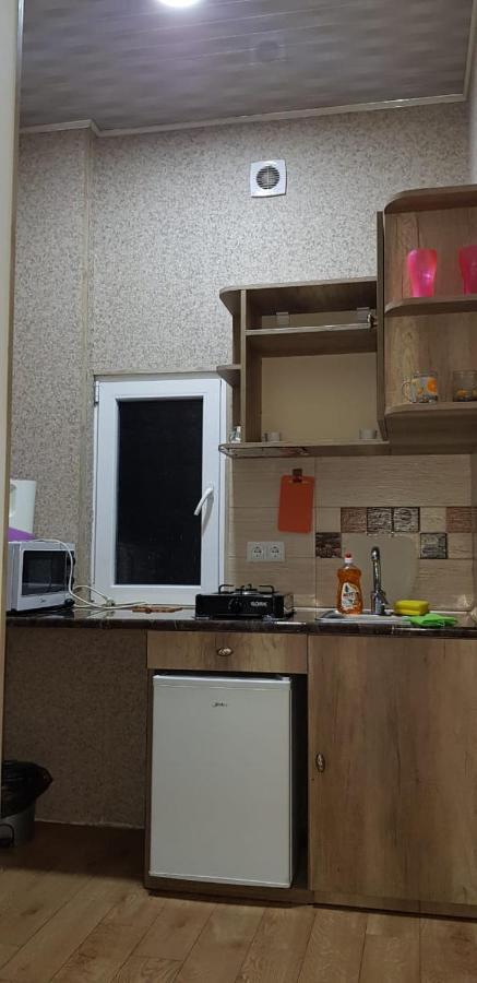 Apartment Izabella Тбилиси Екстериор снимка