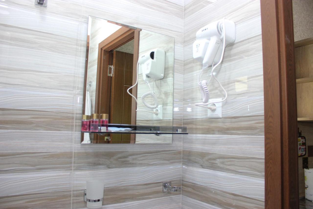 Apartment Izabella Тбилиси Екстериор снимка
