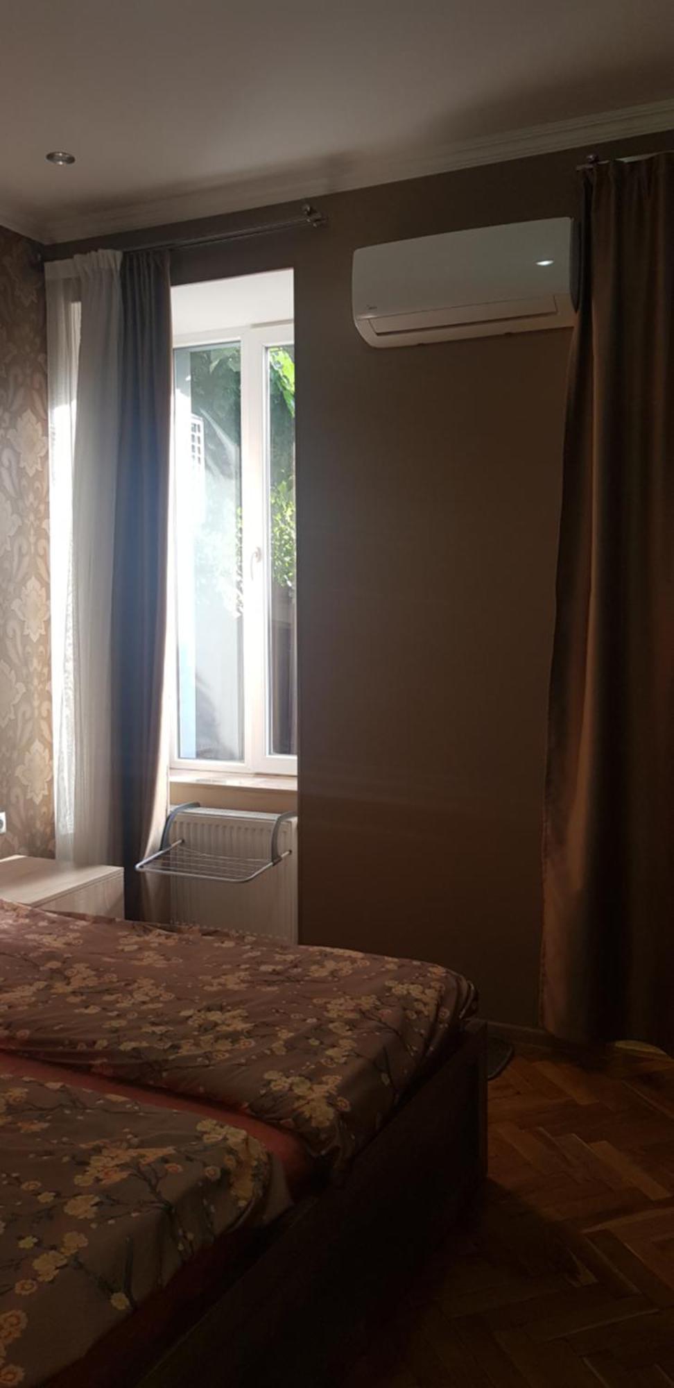 Apartment Izabella Тбилиси Стая снимка
