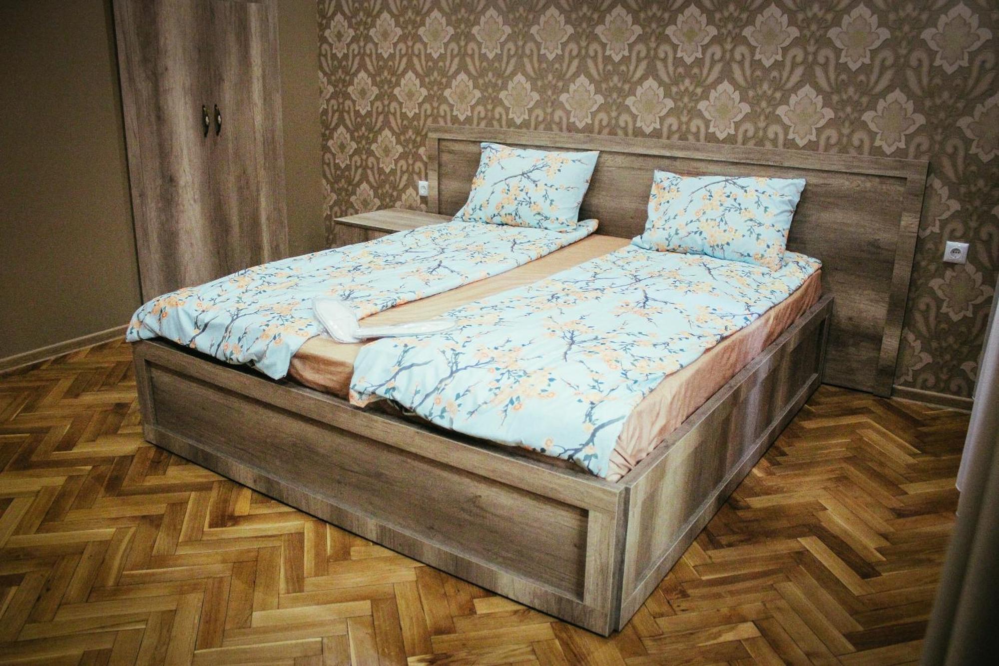 Apartment Izabella Тбилиси Стая снимка