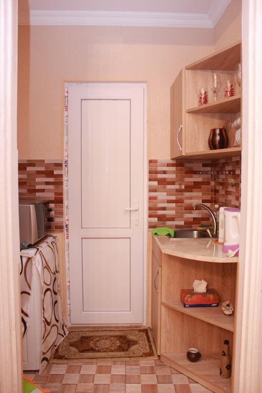 Apartment Izabella Тбилиси Екстериор снимка
